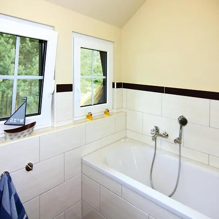 Holiday home Mein Ankerplatz In Zirchow, Cleaning Included Zirchow